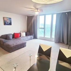  Apartment Custom House United Kingdom